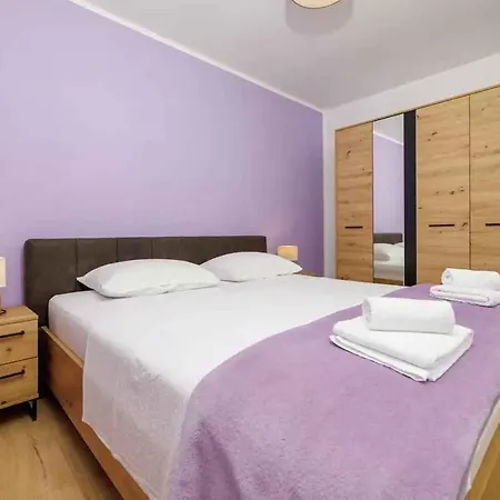 In 39349 Apartment