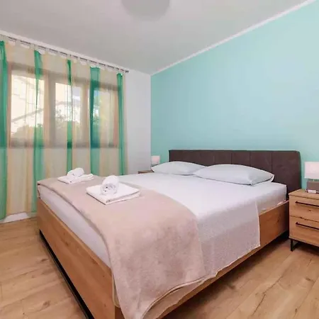 Apartment In 39349